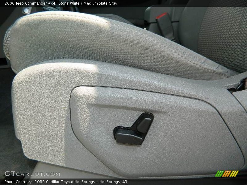 Stone White / Medium Slate Gray 2006 Jeep Commander 4x4