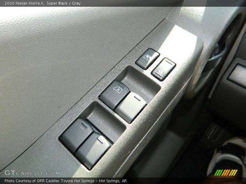 Super Black / Gray 2010 Nissan Xterra X