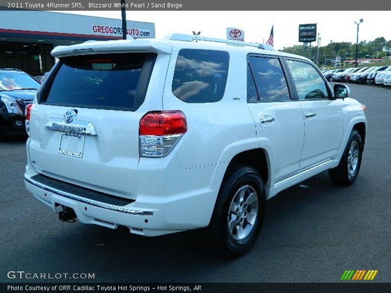 Blizzard White Pearl / Sand Beige 2011 Toyota 4Runner SR5