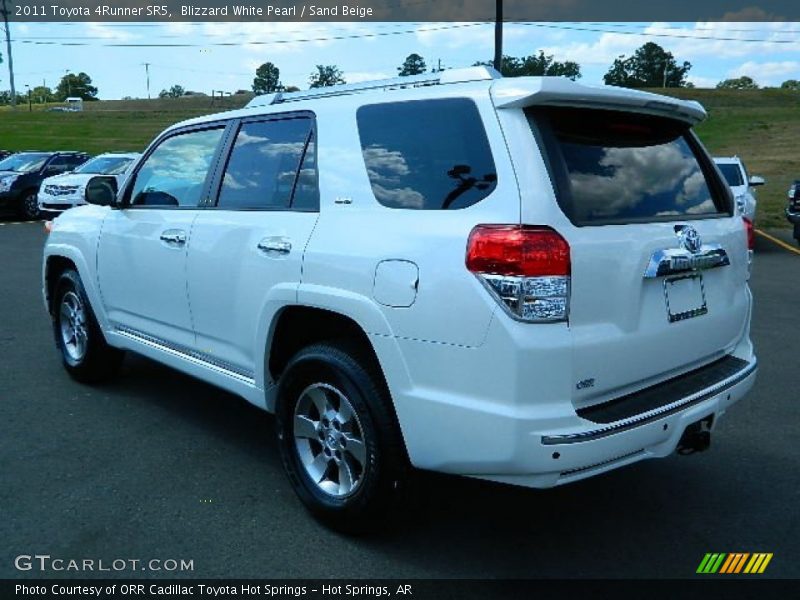 Blizzard White Pearl / Sand Beige 2011 Toyota 4Runner SR5