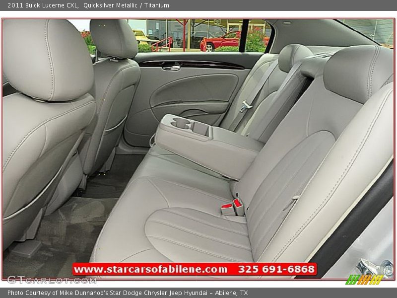 Quicksilver Metallic / Titanium 2011 Buick Lucerne CXL