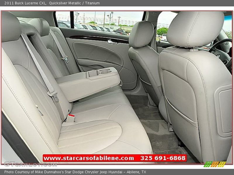 Quicksilver Metallic / Titanium 2011 Buick Lucerne CXL