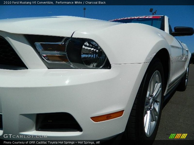 Performance White / Charcoal Black 2010 Ford Mustang V6 Convertible