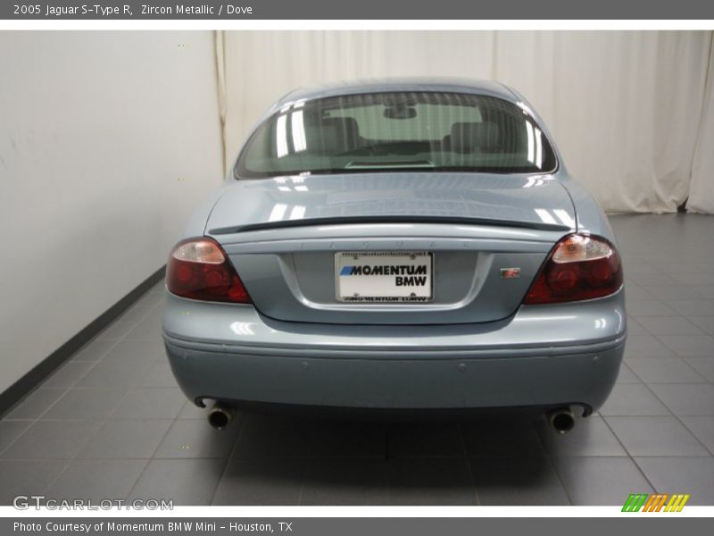 Zircon Metallic / Dove 2005 Jaguar S-Type R