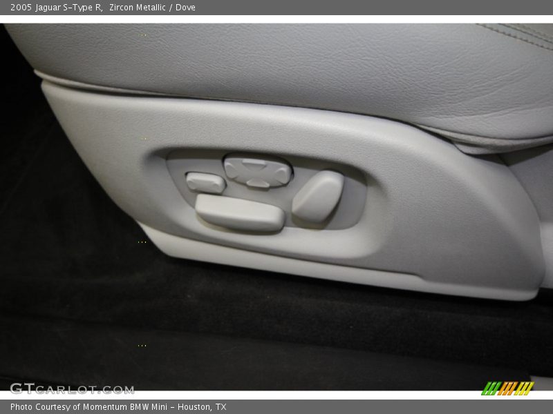 Zircon Metallic / Dove 2005 Jaguar S-Type R
