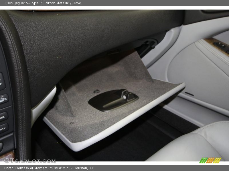 Zircon Metallic / Dove 2005 Jaguar S-Type R