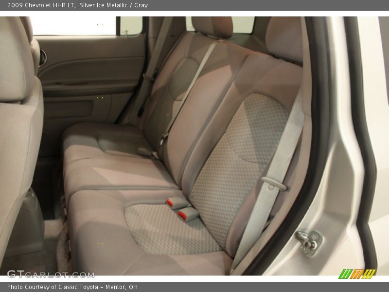 Silver Ice Metallic / Gray 2009 Chevrolet HHR LT