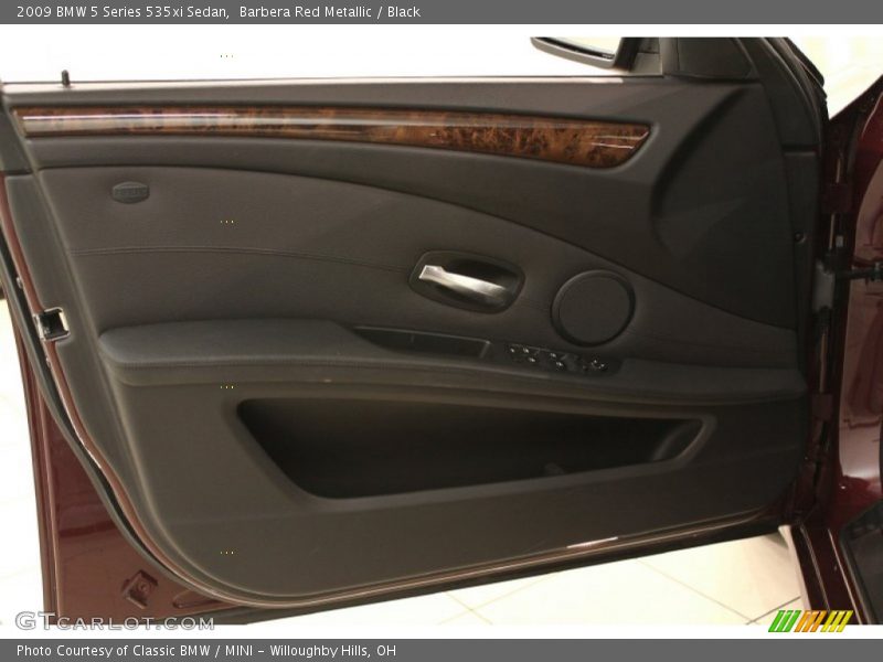 Door Panel of 2009 5 Series 535xi Sedan