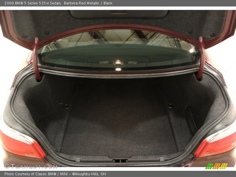  2009 5 Series 535xi Sedan Trunk