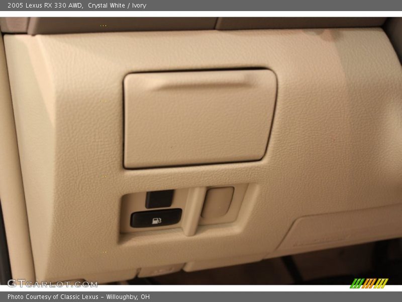 Crystal White / Ivory 2005 Lexus RX 330 AWD