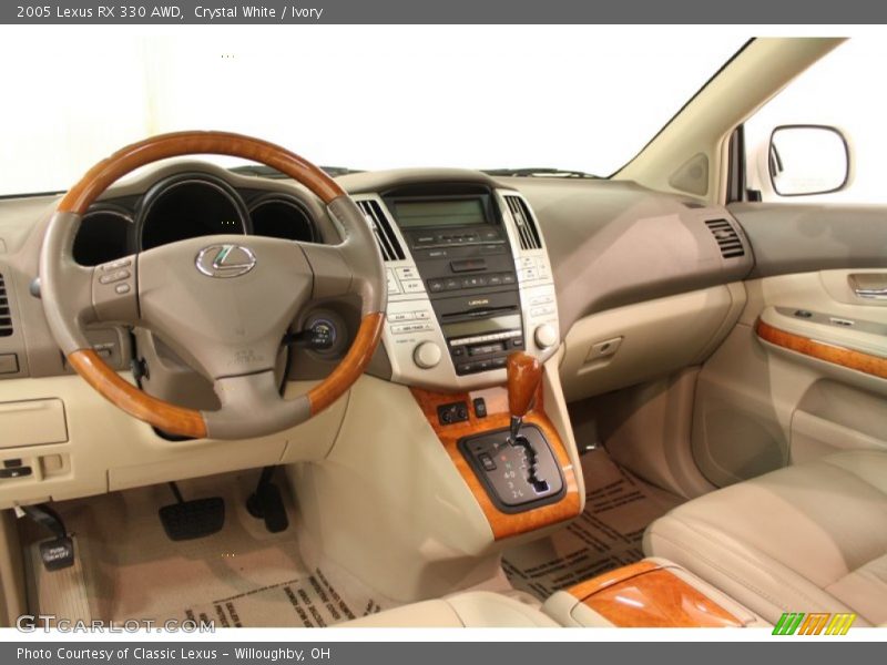 Crystal White / Ivory 2005 Lexus RX 330 AWD