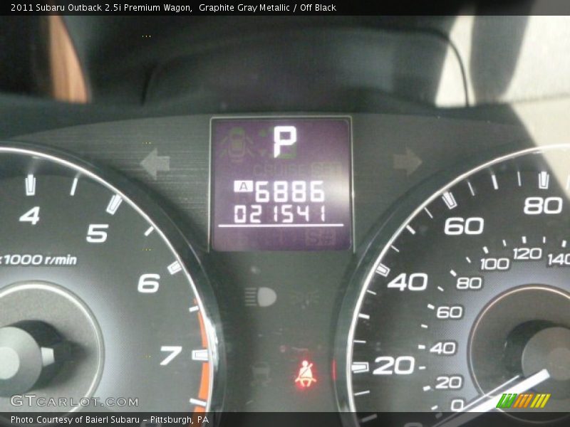 Graphite Gray Metallic / Off Black 2011 Subaru Outback 2.5i Premium Wagon