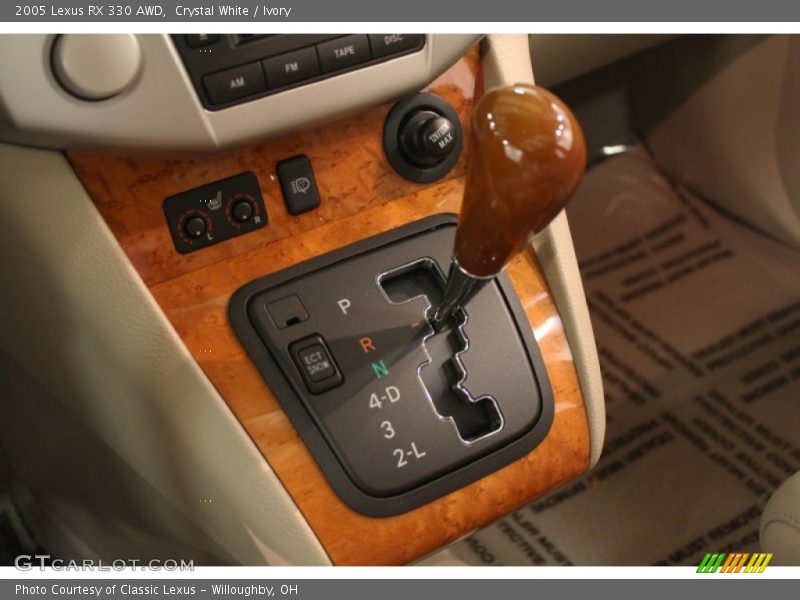 Crystal White / Ivory 2005 Lexus RX 330 AWD