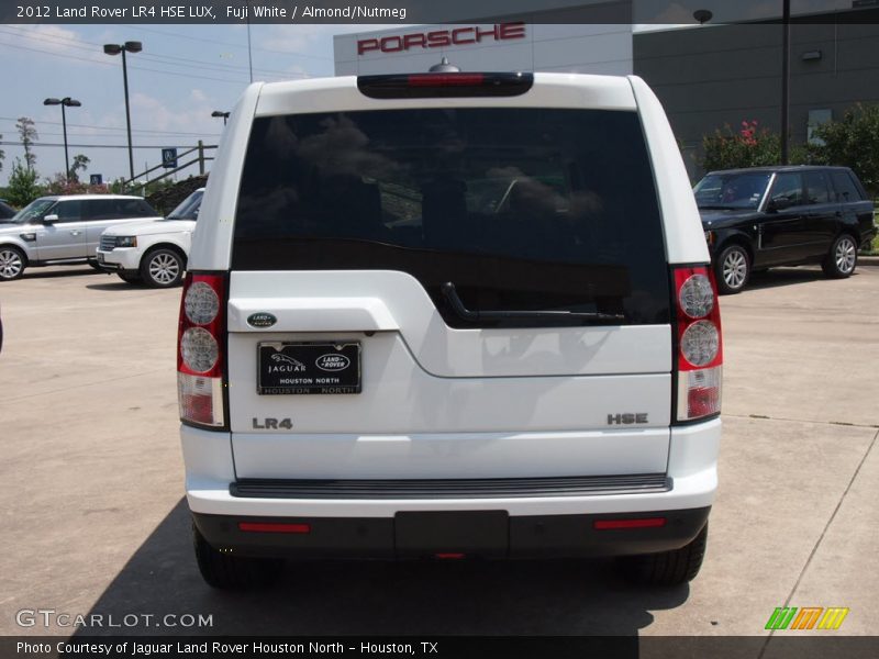 Fuji White / Almond/Nutmeg 2012 Land Rover LR4 HSE LUX