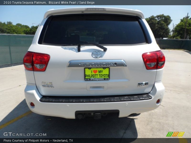 Blizzard White Pearl / Sand Beige 2010 Toyota Sequoia Platinum