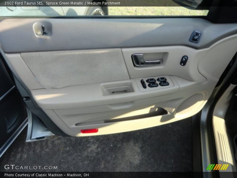 Spruce Green Metallic / Medium Parchment 2002 Ford Taurus SES