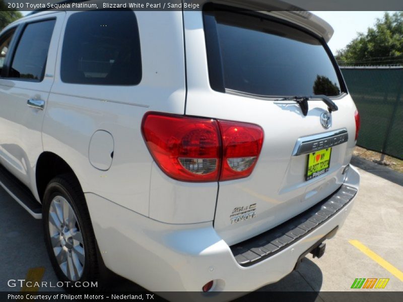 Blizzard White Pearl / Sand Beige 2010 Toyota Sequoia Platinum