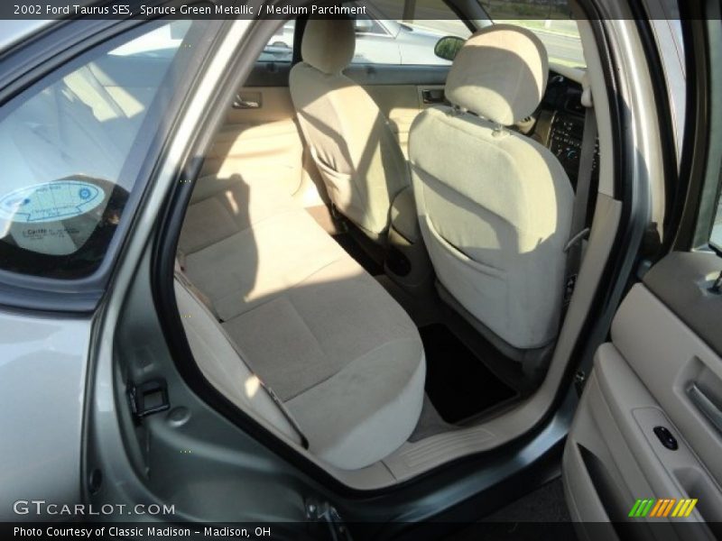 Spruce Green Metallic / Medium Parchment 2002 Ford Taurus SES