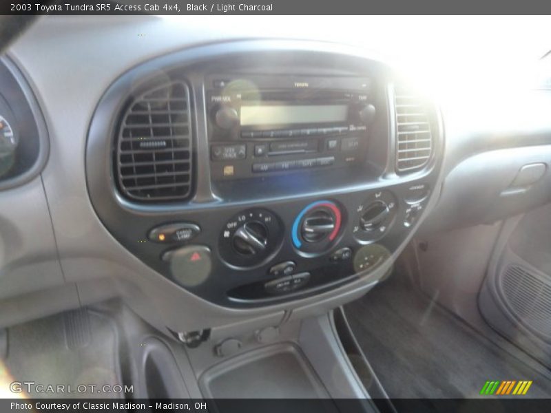 Black / Light Charcoal 2003 Toyota Tundra SR5 Access Cab 4x4