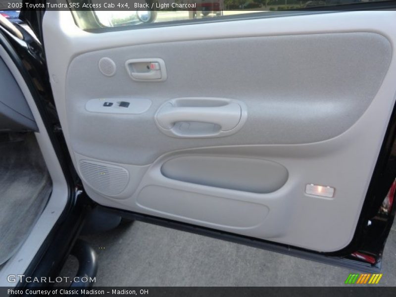 Black / Light Charcoal 2003 Toyota Tundra SR5 Access Cab 4x4
