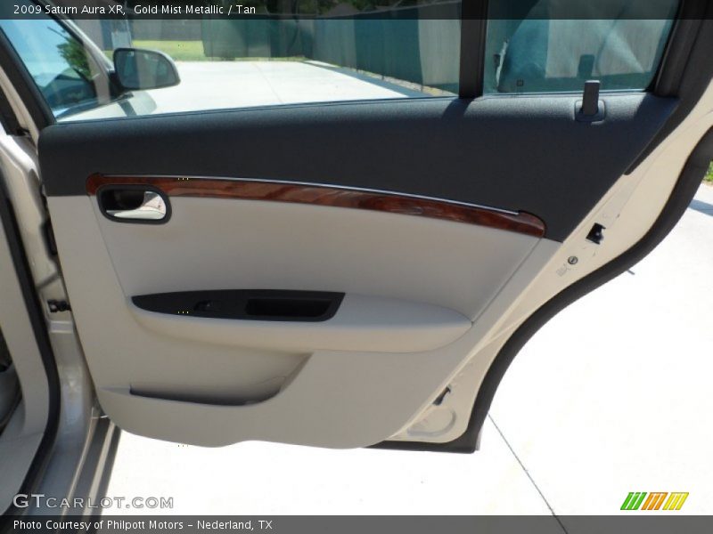 Gold Mist Metallic / Tan 2009 Saturn Aura XR