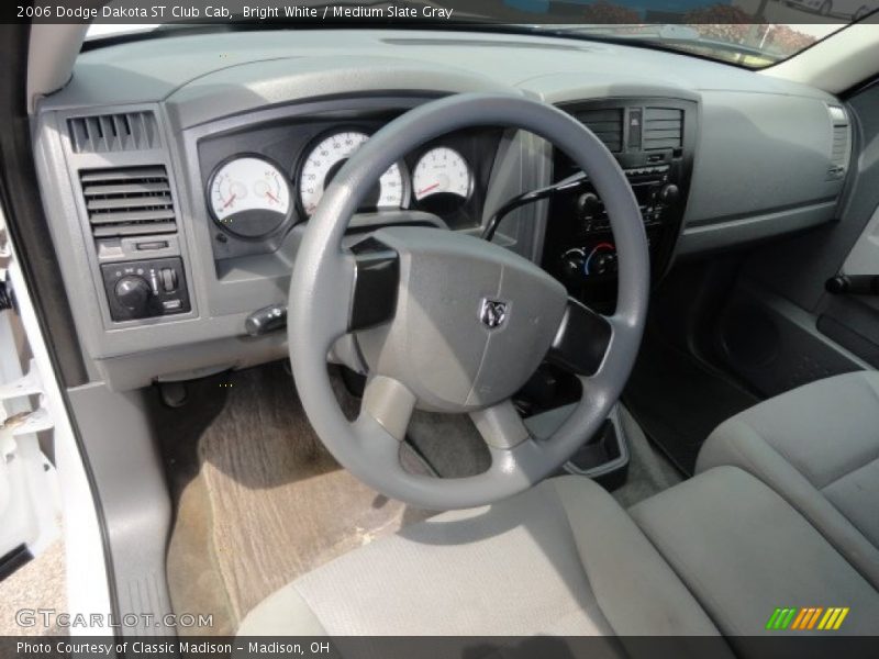 Bright White / Medium Slate Gray 2006 Dodge Dakota ST Club Cab