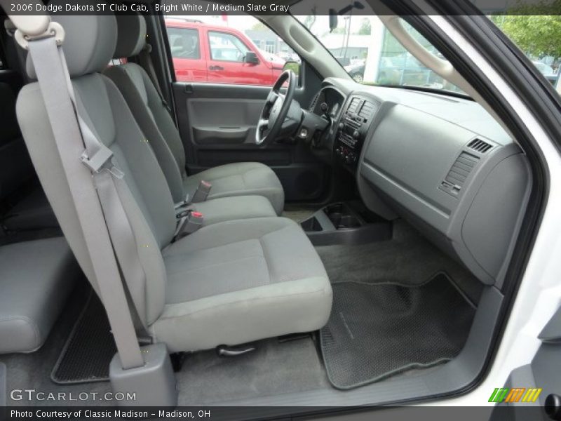 Bright White / Medium Slate Gray 2006 Dodge Dakota ST Club Cab