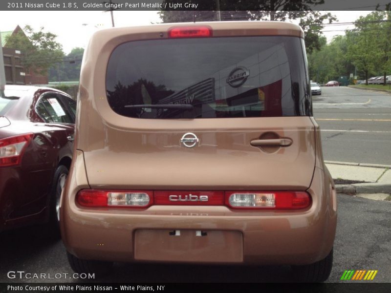 Golden Ginger Pearl Metallic / Light Gray 2011 Nissan Cube 1.8 S