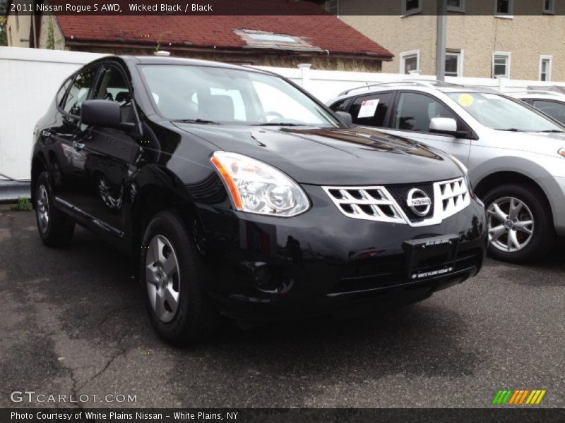 Wicked Black / Black 2011 Nissan Rogue S AWD