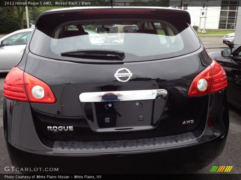 Wicked Black / Black 2011 Nissan Rogue S AWD