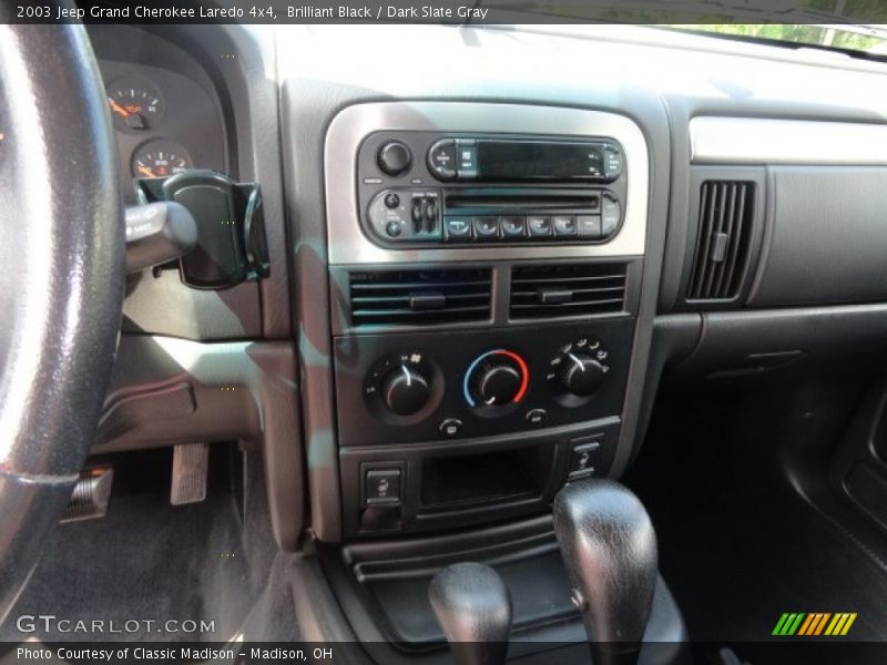 Brilliant Black / Dark Slate Gray 2003 Jeep Grand Cherokee Laredo 4x4