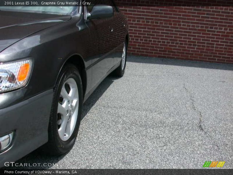 Graphite Gray Metallic / Gray 2001 Lexus ES 300