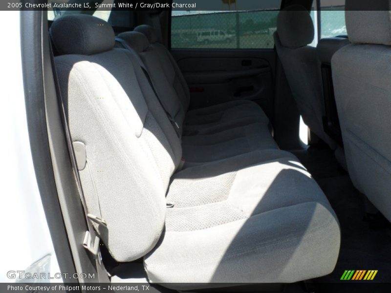 Summit White / Gray/Dark Charcoal 2005 Chevrolet Avalanche LS