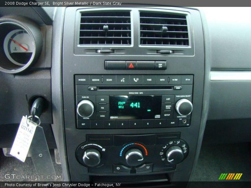 Bright Silver Metallic / Dark Slate Gray 2008 Dodge Charger SE