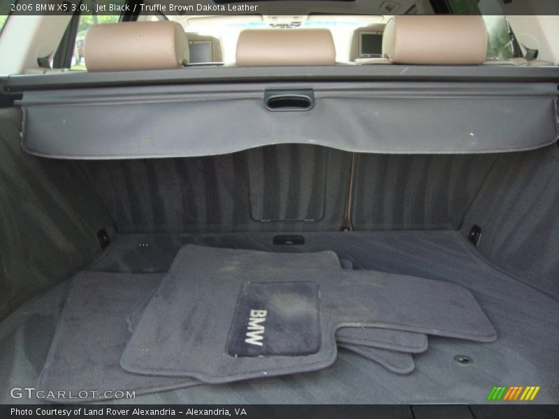  2006 X5 3.0i Trunk