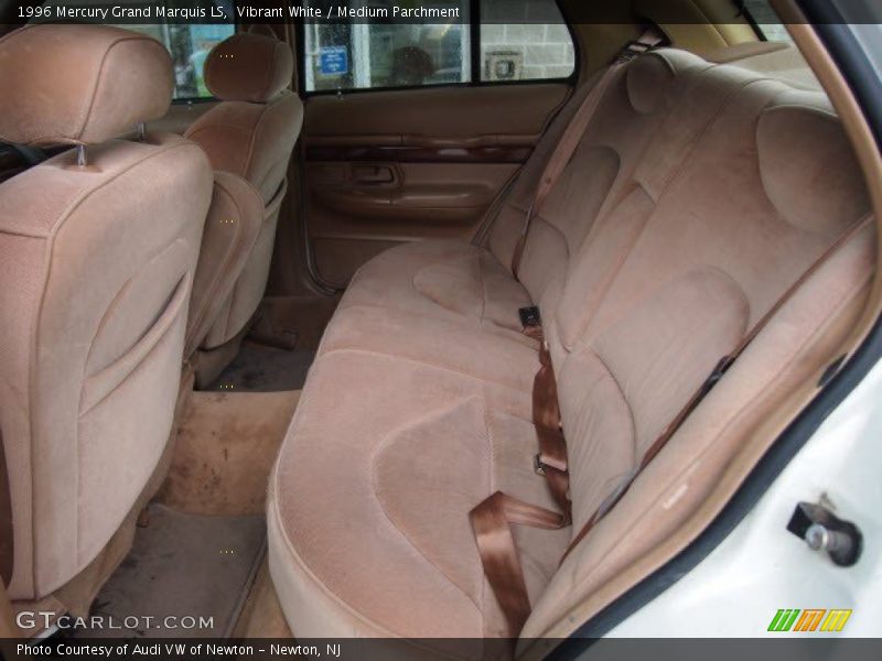 Vibrant White / Medium Parchment 1996 Mercury Grand Marquis LS