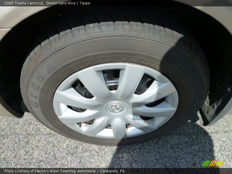 Desert Sand Mica / Taupe 2005 Toyota Camry LE