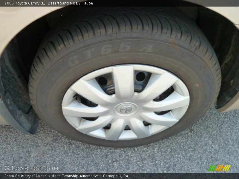 Desert Sand Mica / Taupe 2005 Toyota Camry LE