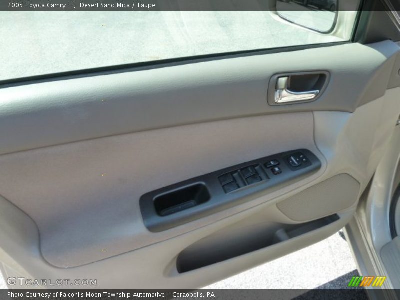 Desert Sand Mica / Taupe 2005 Toyota Camry LE