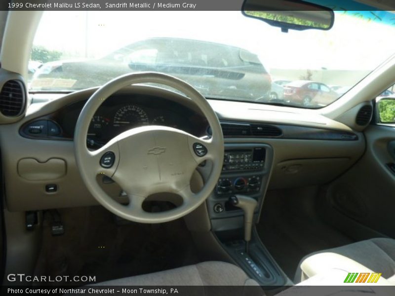 Sandrift Metallic / Medium Gray 1999 Chevrolet Malibu LS Sedan