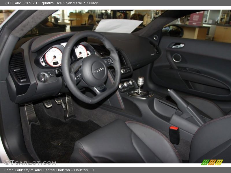 Black Interior - 2012 R8 5.2 FSI quattro 