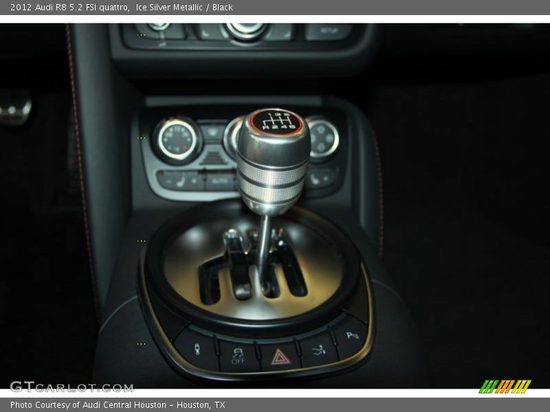  2012 R8 5.2 FSI quattro 6 Speed Manual Shifter