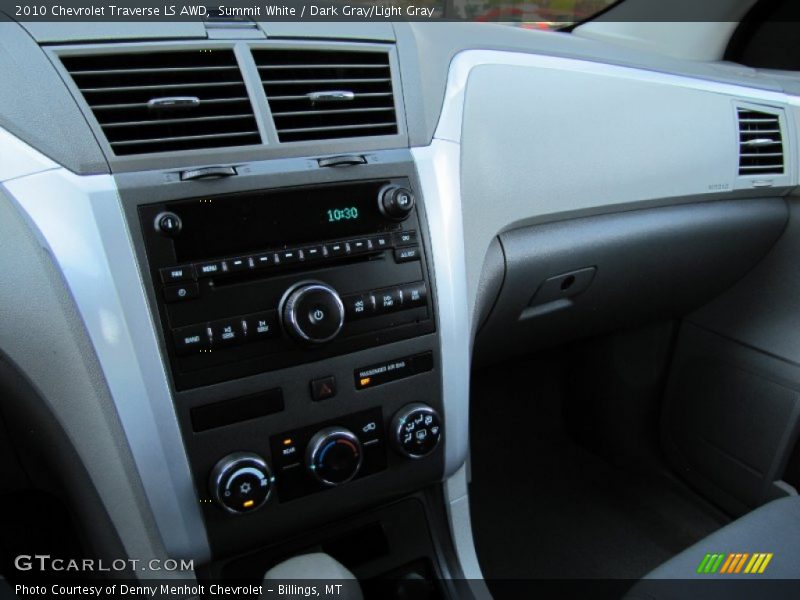 Summit White / Dark Gray/Light Gray 2010 Chevrolet Traverse LS AWD