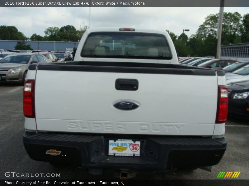 Oxford White / Medium Stone 2010 Ford F250 Super Duty XL Crew Cab 4x4