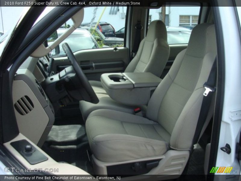Oxford White / Medium Stone 2010 Ford F250 Super Duty XL Crew Cab 4x4