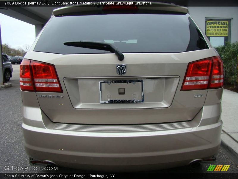 Light Sandstone Metallic / Dark Slate Gray/Light Graystone 2009 Dodge Journey SXT