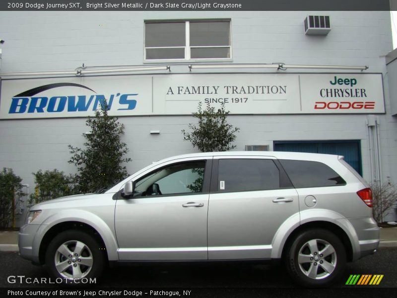 Bright Silver Metallic / Dark Slate Gray/Light Graystone 2009 Dodge Journey SXT
