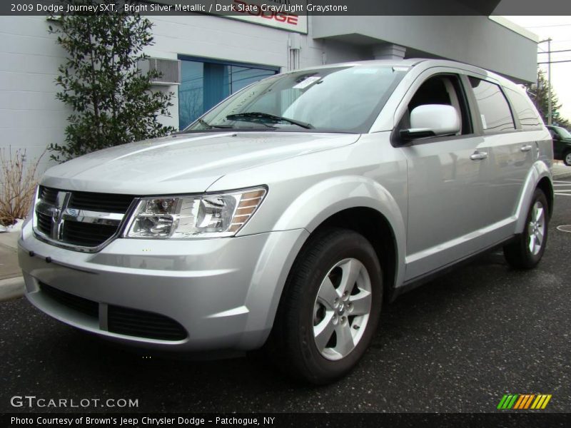 Bright Silver Metallic / Dark Slate Gray/Light Graystone 2009 Dodge Journey SXT