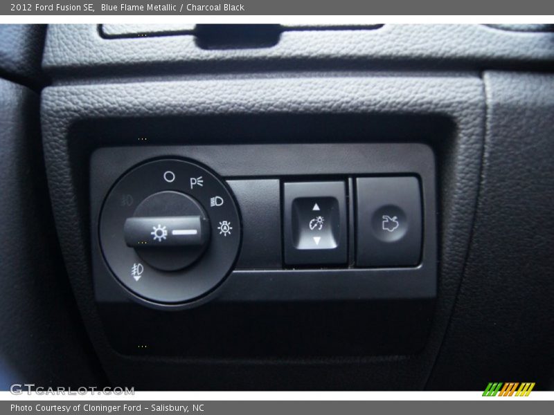 Blue Flame Metallic / Charcoal Black 2012 Ford Fusion SE