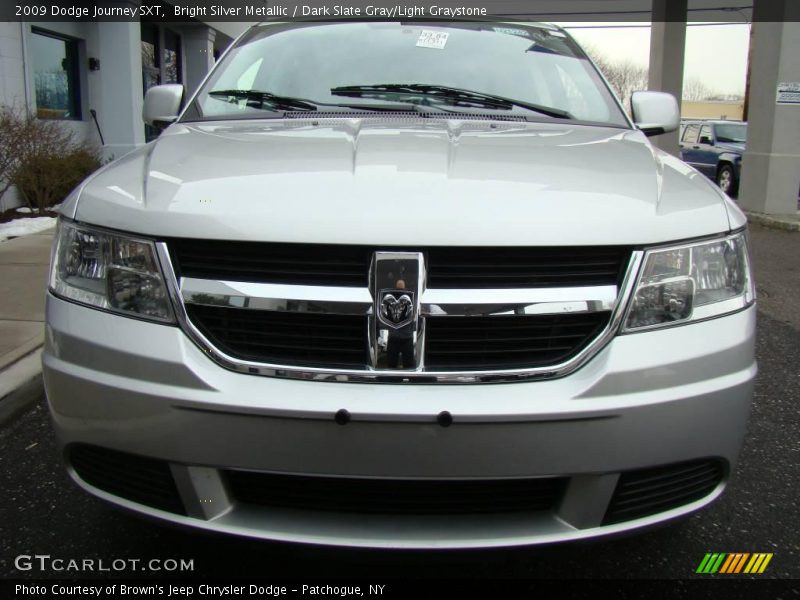 Bright Silver Metallic / Dark Slate Gray/Light Graystone 2009 Dodge Journey SXT